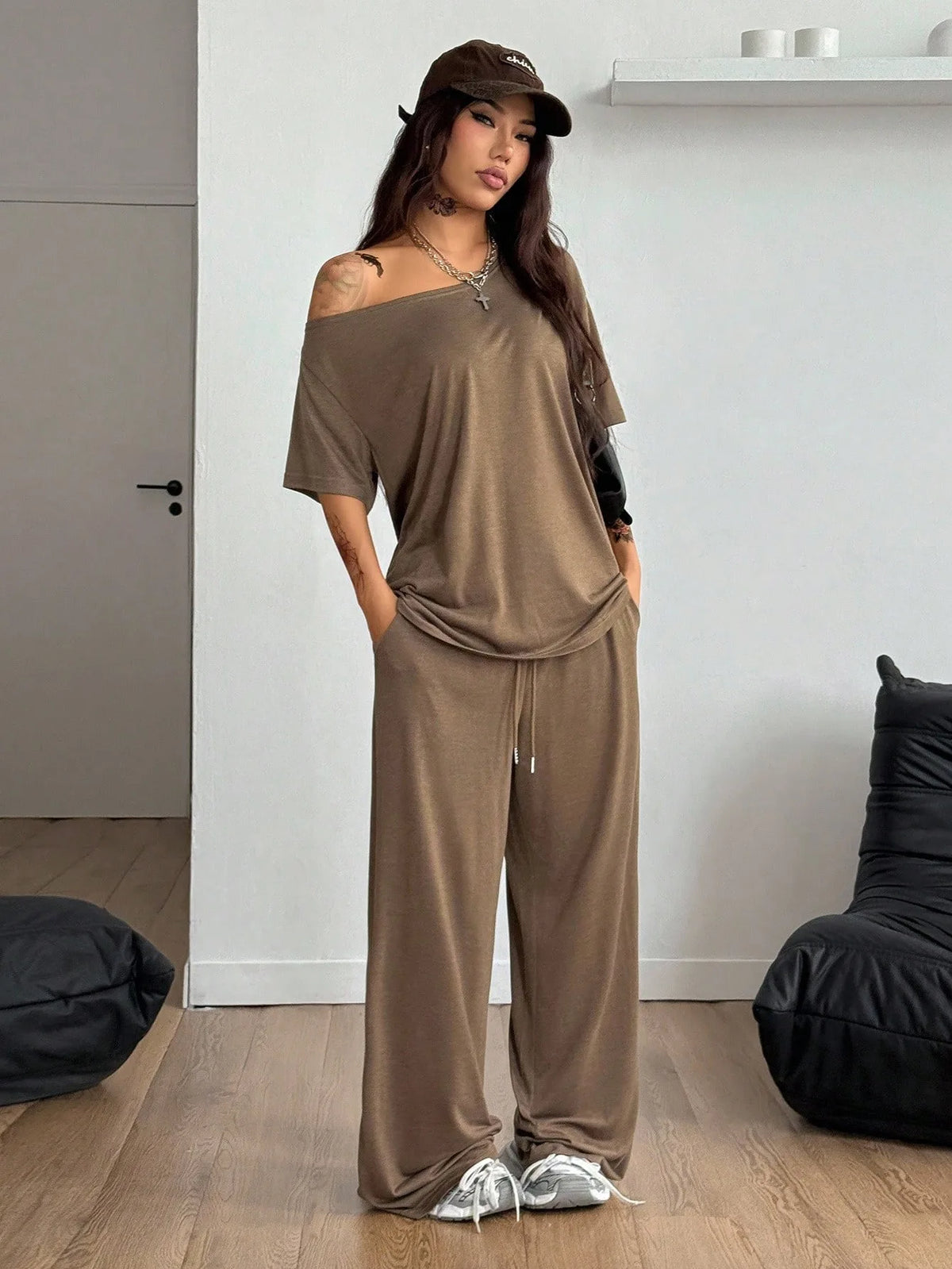 Casual New In Matching Sets 2 Pieces Set For Woman Two Piece Outfits Blusas T Shirt Tees Simple Style Homewear Loose Solid Color