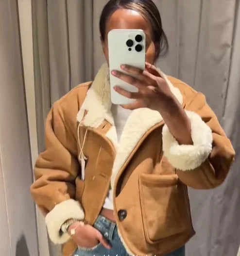 Casual Lapel Lamb Wool Jacket Women Chic Pocket V-neck Stand Collar Loose Short Coat Fashion Daily Office Warm Street Outerwears